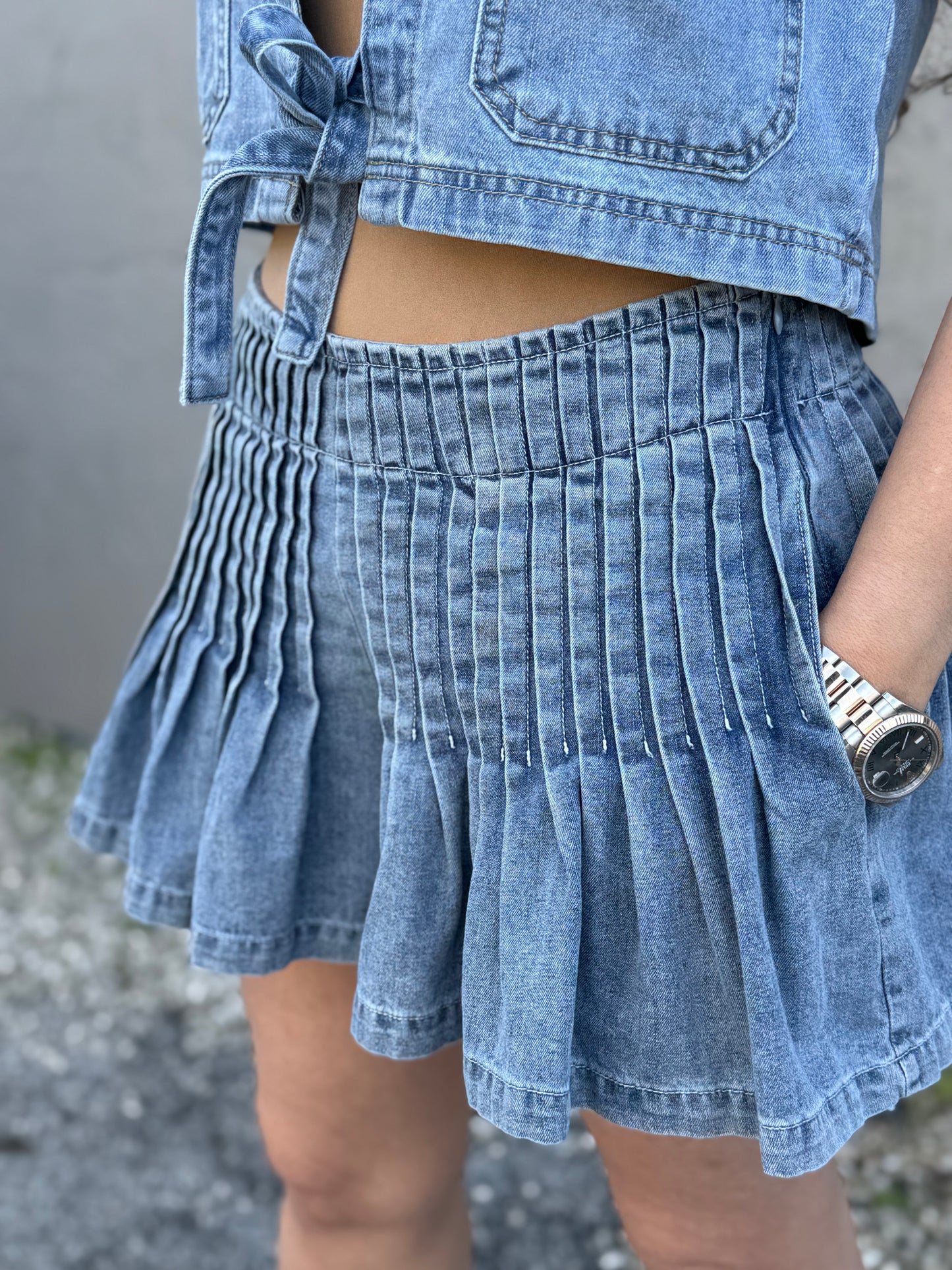 Mayra short