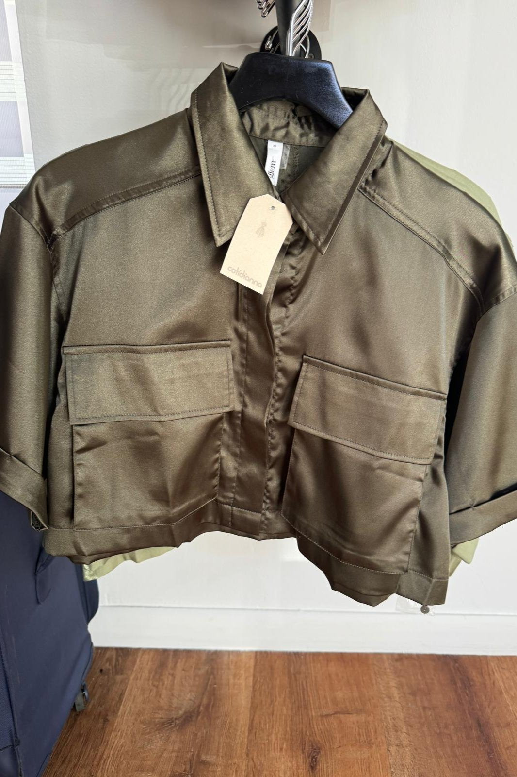 VERONICA CROP SHIRT